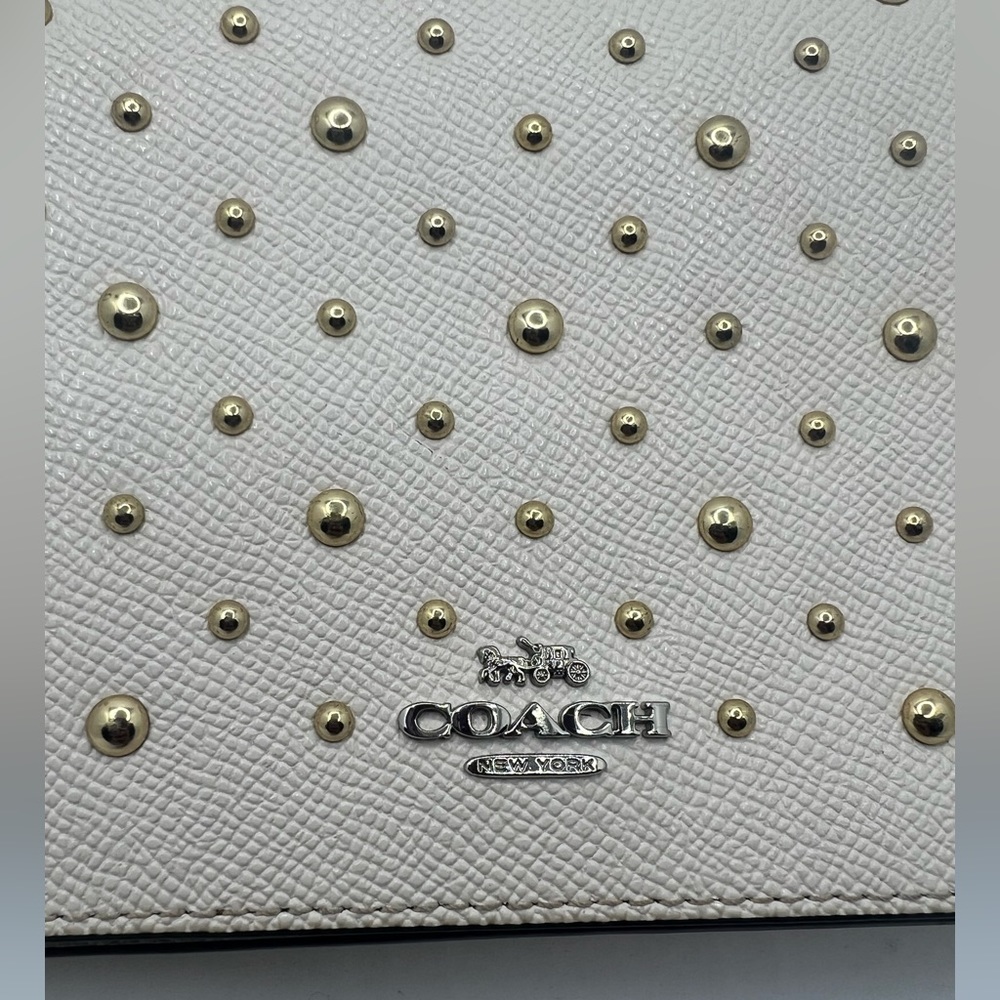 White COACH crossbody bag - Picture 3 of 8